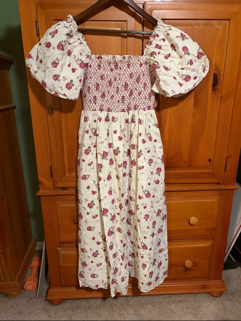 AUREUM Cream Midi Dress with Pink Floral Print and Puff Sleeves